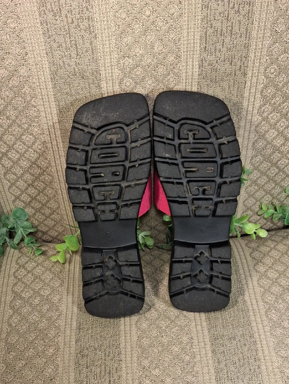 Coach Florence Dragon Fruit Pink Slide Sandals - Picture 7 of 16